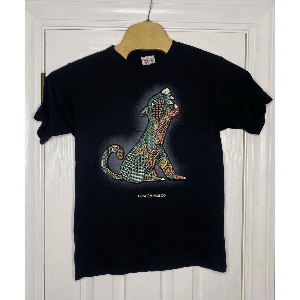 Yacht Club Mens Short Sleeve T-Shirt Howling Jaguar Black Medium‎ Cancun Mexico